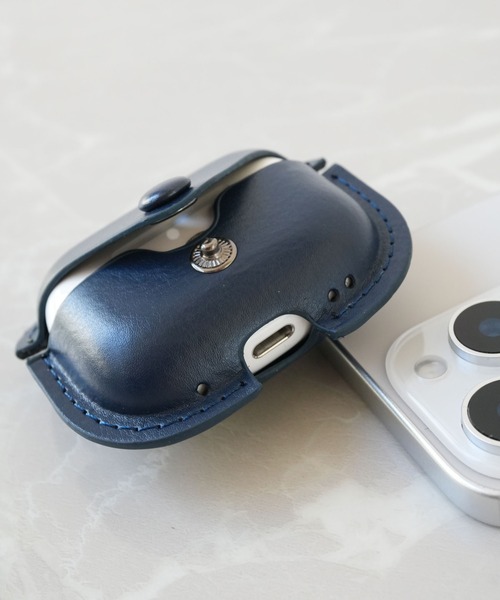 Port（ポート）の「フェイクレザー AirPods1/2 / AirPods Pro 専用 ソフト イヤフォンケース（ヘッドフォン/イヤホン・レディース・ブラック/ブラウン/ダークブラウン/ネイビー/ブラウン系その他/ダークグリーン・A/B）」の8枚目の写真