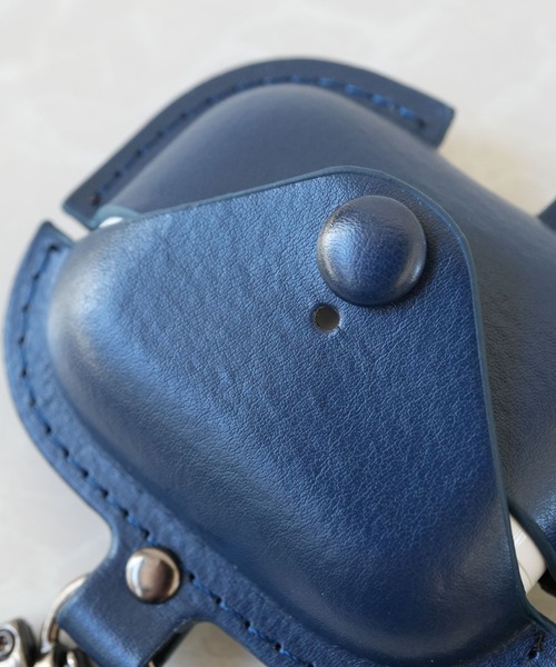 Port（ポート）の「フェイクレザー AirPods1/2 / AirPods Pro 専用 ソフト イヤフォンケース（ヘッドフォン/イヤホン・レディース・ブラック/ブラウン/ダークブラウン/ネイビー/ブラウン系その他/ダークグリーン・A/B）」の12枚目の写真