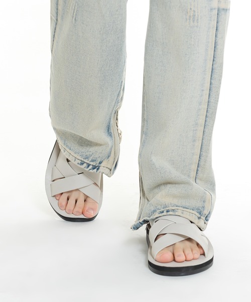 FOLLOWIN（フォロウィン）の「バックルクロスサンダルスリッパ（サンダル・レディース・ブラック/ブラウン/アイボリー・24cm/25cm/26cm/27cm/23㎝）」の14枚目の写真