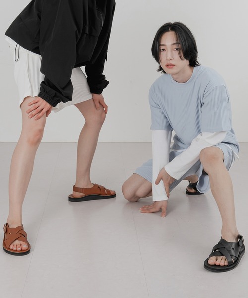 FOLLOWIN（フォロウィン）の「バックルクロスサンダルスリッパ（サンダル・レディース・ブラック/ブラウン/アイボリー・24cm/25cm/26cm/27cm/23㎝）」の10枚目の写真