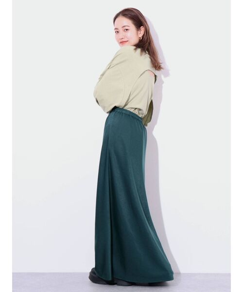 Ungrid(アングリッド)の「レイヤードバックオープンTee(Tシャツ/カットソー・レディース・グリーン/オフホワイト/ブラック・FREE)」の5枚目の写真