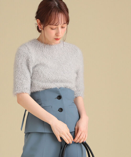 Ray BEAMS(レイビームス)の「Ray BEAMS / フェザー ラメ ハーフスリーブ クルーネック ニット(ニット/セーター・レディース・ライトグレー/パープル系その他2・ONE SIZE)」の13枚目の写真