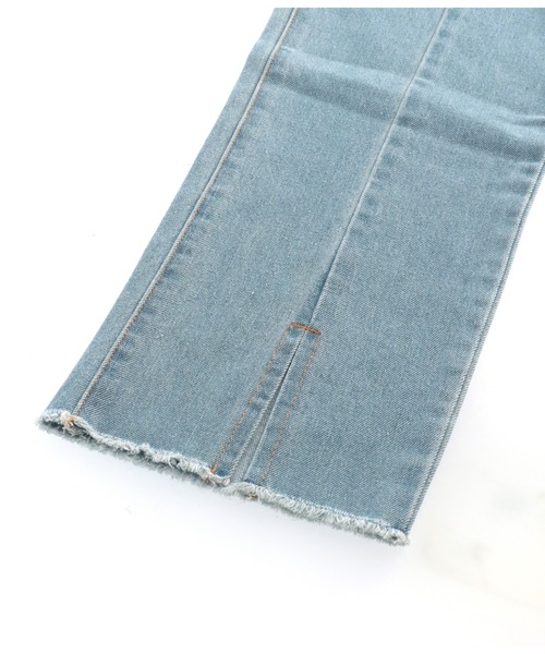 anap mimpi(アナップミンピ)の「センターライン裾スリットデニムパンツ(デニムパンツ・レディース・ブルー・S/M)」の5枚目の写真