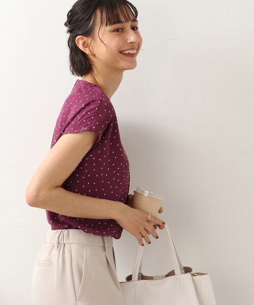 DRESKIP(ドレスキップ)の「◆フロントタック ドット柄ブラウス(シャツ/ブラウス・レディース・ホワイト系3/ブラック系/ブルー系5/パープル系2・02/03)」の21枚目の写真