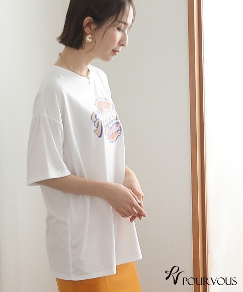 ElegChic(エレグシック)の「BIGロゴTシャツ(Tシャツ/カットソー・レディース・ホワイト/ブラック/ピンク/ホワイト系その他/ブラック系その他/ブラック系その他2・FREE)」の16枚目の写真