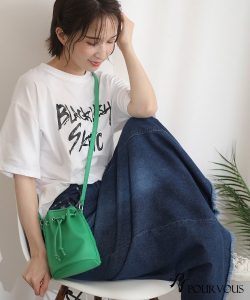 ElegChic(エレグシック)の「BIGロゴTシャツ(Tシャツ/カットソー・レディース・ホワイト/ブラック/ピンク/ホワイト系その他/ブラック系その他/ブラック系その他2・FREE)」の12枚目の写真
