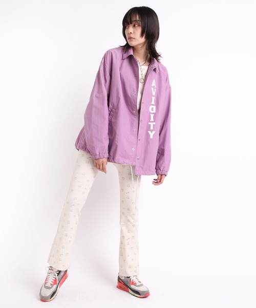 RNA（アールエヌエー）の「J2032 ボリュームコーチジャケット（ミリタリージャケット・レディース・ブラック/ダークブルー/ライトパープル・MEDIUM）」の21枚目の写真