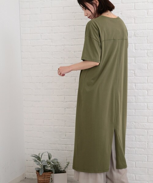 SHOO・LA・RUE（シューラルー）の「◆【SHOO ICE】マキシ丈Tシャツワンピース（ワンピース・レディース・オリーブ/ブラック/ブルー/ピンク系・00）」の21枚目の写真