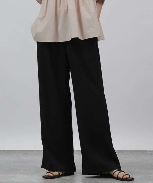 LAKOLE（ラコレ）の「ハイウエストタックワイドパンツ / 353983（その他パンツ・レディース・ブラック/ピンク/アイボリー・SMALL/MEDIUM）」の2枚目の写真
