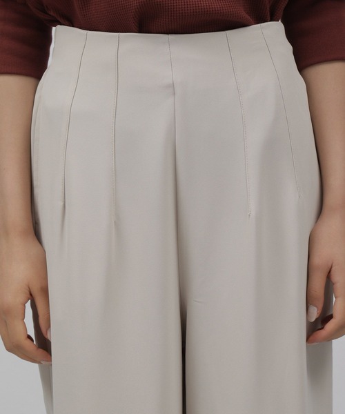 LAKOLE（ラコレ）の「ハイウエストタックワイドパンツ / 353983（その他パンツ・レディース・ブラック/ピンク/アイボリー・SMALL/MEDIUM）」の15枚目の写真