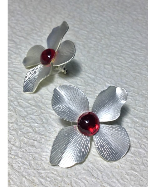 tone(トーン)の「【Le soleil】スワロフスキー フラワーピアス(MA)(ピアス(両耳用)・レディース・ブルー系その他/レッド系その他・FREE)」の5枚目の写真
