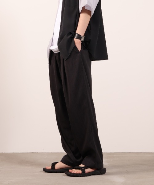 URBAN COLLECTION(アーバンコレクション)の「ワイドギャザーパンツ(その他パンツ・メンズ・ブラック/ブラウン/ベージュ・M/L)」の21枚目の写真