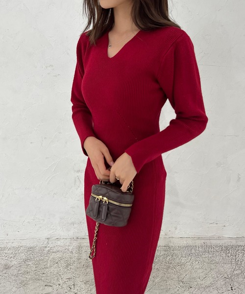 Lamoa(ラモア)の「Lamoa/ボリュームスリーブ ニット ワンピース(ワンピース・レディース・ホワイト/レッド/ブラック・FREE)」の15枚目の写真