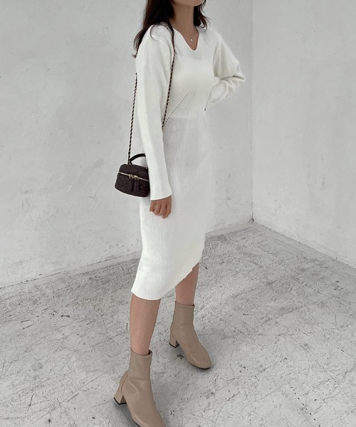 Lamoa(ラモア)の「Lamoa/ボリュームスリーブ ニット ワンピース(ワンピース・レディース・ホワイト/レッド/ブラック・FREE)」の8枚目の写真