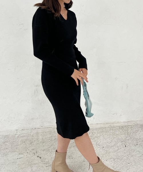 Lamoa(ラモア)の「Lamoa/ボリュームスリーブ ニット ワンピース(ワンピース・レディース・ホワイト/レッド/ブラック・FREE)」の21枚目の写真