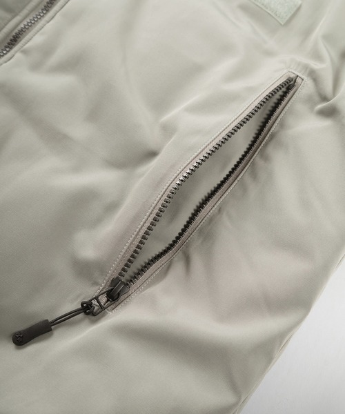 Alpha Industries(アルファインダストリーズ)の「【ALPHA INDUSTRIES/アルファ インダストリーズ】LEVEL7 COLD PARKA JKT/ TCツイル スタンドブルゾン/フード付きスタンドジャケット/【THERMO LITE/サーモライト】(ブルゾン・メンズ・ネイビー/ブラック/グレー・M/L/XL)」の15枚目の写真