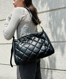 ONEDAYKMC select / フェイクレザーキルティングショルダーパデッドバッグ