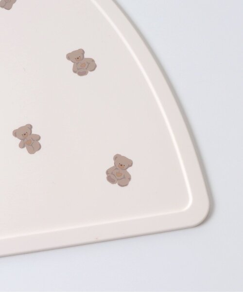 apres les cours（アプレレクール）の「tiny bear シリコンマット（マグ/哺乳瓶/お食事グッズ・キッズ・オフホワイト・FREE）」の5枚目の写真