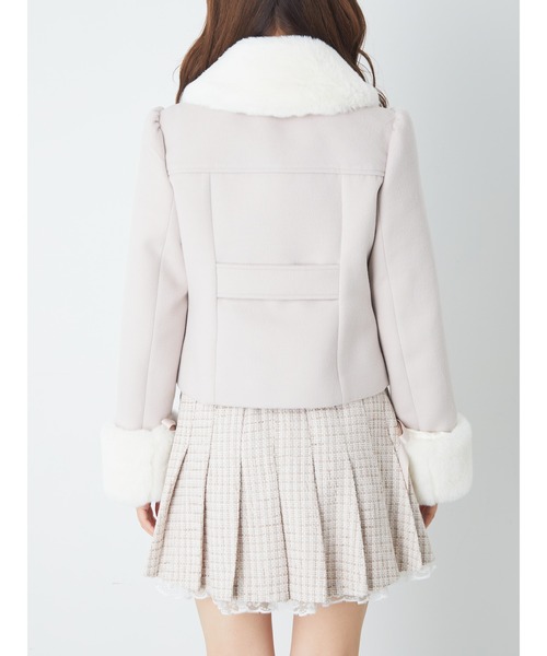 Ank Rouge（アンクルージュ）の「ビジューリボンショートダッフルコート（ダッフルコート・レディース・ピンク/アイボリー/ブラック・M）」の4枚目の写真