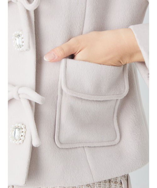 Ank Rouge（アンクルージュ）の「ビジューリボンショートダッフルコート（ダッフルコート・レディース・ピンク/アイボリー/ブラック・M）」の8枚目の写真