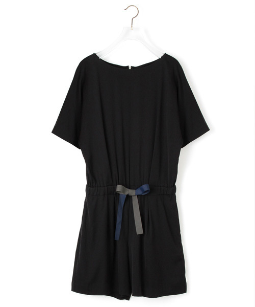 BEAMS LIGHTS Women's(ビームスライツ ウィメンズ)の「大塚寧々×『GLOW』×BEAMS LIGHTS / ショートスリーブ ハーフパンツ オールインワン(つなぎ/オールインワン・レディース・ブラック/ベージュ・38/36)」の2枚目の写真