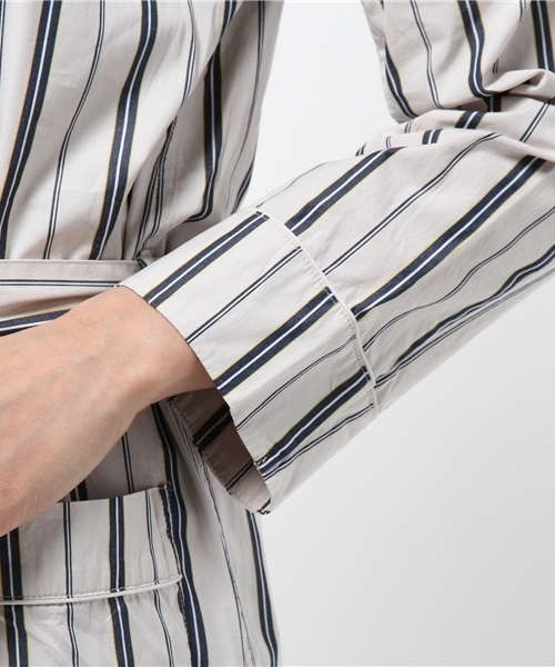 JOURNAL STANDARD relume（ジャーナルスタンダード　レリューム）の「RE-スリープロングガウン#（シャツ/ブラウス・レディース・ブラック系その他/コバルトブルー/ブルー系その他/レッド系その他・FREE）」の9枚目の写真