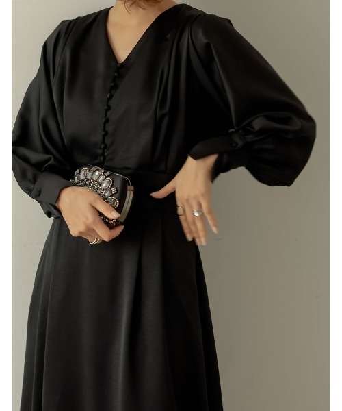 Re:EDIT（リエディ）の「[PREMIUM DRESS COLLECTION][低身長サイズ有]Vネックウエスト切り替えタックフレアワンピース（ワンピース・レディース・ブラック/ラベンダー/ベージュ・LARGE/SHORT/MEDIUM）」の7枚目の写真