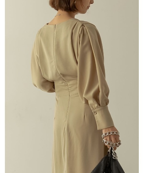 Re:EDIT（リエディ）の「[PREMIUM DRESS COLLECTION][低身長サイズ有]Vネックウエスト切り替えタックフレアワンピース（ワンピース・レディース・ブラック/ラベンダー/ベージュ・LARGE/SHORT/MEDIUM）」の15枚目の写真