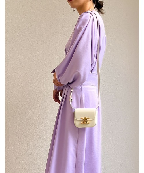 Re:EDIT（リエディ）の「[PREMIUM DRESS COLLECTION][低身長サイズ有]Vネックウエスト切り替えタックフレアワンピース（ワンピース・レディース・ブラック/ラベンダー/ベージュ・LARGE/SHORT/MEDIUM）」の16枚目の写真