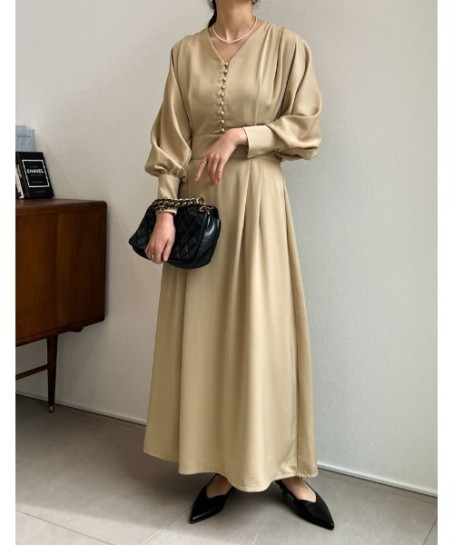 Re:EDIT（リエディ）の「[PREMIUM DRESS COLLECTION][低身長サイズ有]Vネックウエスト切り替えタックフレアワンピース（ワンピース・レディース・ブラック/ラベンダー/ベージュ・LARGE/SHORT/MEDIUM）」の12枚目の写真