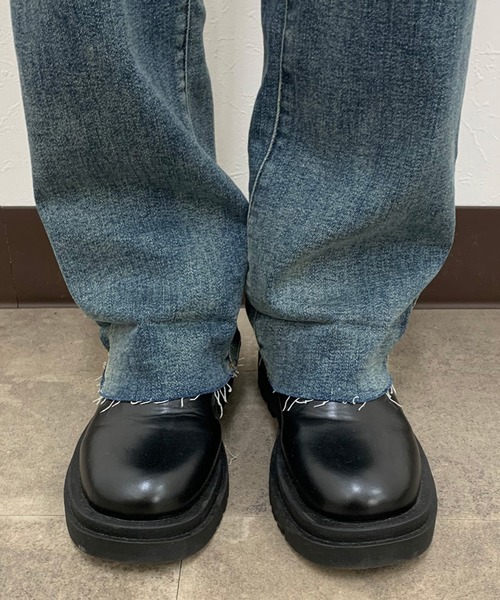 CRB(シーアールビー)の「カットオフデニムストレートパンツ(デニムパンツ・レディース・ブルー・M/L/S)」の18枚目の写真