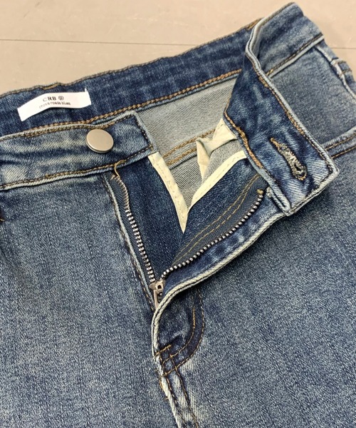CRB(シーアールビー)の「カットオフデニムストレートパンツ(デニムパンツ・レディース・ブルー・M/L/S)」の20枚目の写真