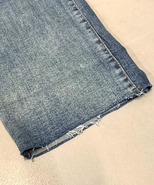CRB(シーアールビー)の「カットオフデニムストレートパンツ(デニムパンツ・レディース・ブルー・M/L/S)」の22枚目の写真