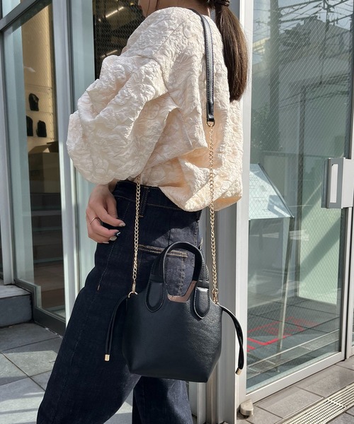CAPRICIEUX LE'MAGE(カプリシューレマージュ)の「2SETチェーンミニバッグ(ハンドバッグ・レディース・ブラック/オフホワイト/モカ・FREE)」の11枚目の写真