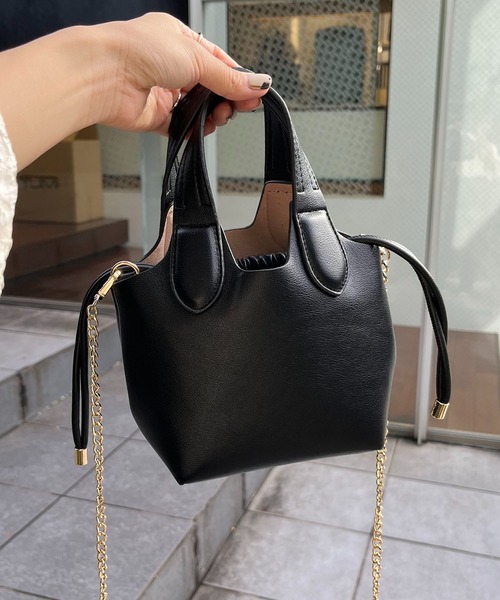 CAPRICIEUX LE'MAGE(カプリシューレマージュ)の「2SETチェーンミニバッグ(ハンドバッグ・レディース・ブラック/オフホワイト/モカ・FREE)」の9枚目の写真