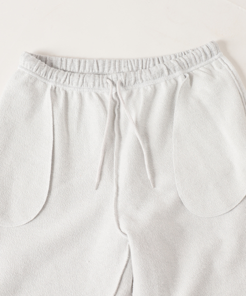 Russell Athletic(ラッセルアスレティック)の「【RUSSELL ATHLETIC / ラッセル アスレティック】別注 ロゴ スウェットパンツ(スウェットパンツ・メンズ・ライトグレー/オレンジ/アイボリー・MEDIUM/LARGE)」の19枚目の写真