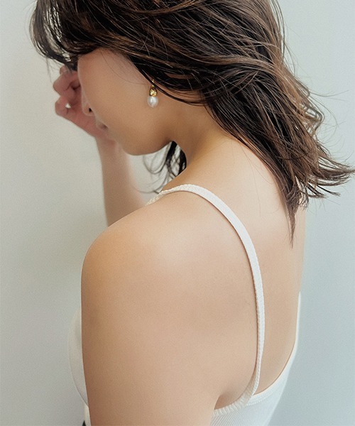 CREDONA(クレドナ)の「ソフトリブキャミソール(キャミソール・レディース・ブラック/オフホワイト/カーキ・FREE)」の14枚目の写真