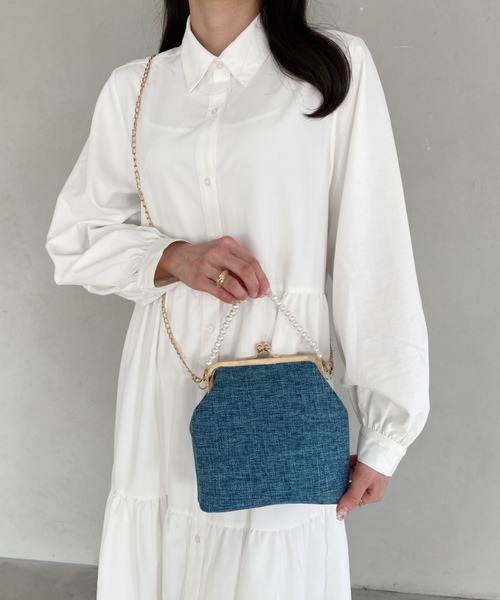 thank U more(サンキューモア)の「【Felicitations】結婚式 がま口 パーティバッグ(クラッチバッグ・レディース・ホワイト/ブルー/ブラック/ピンクベージュ・FREE)」の14枚目の写真