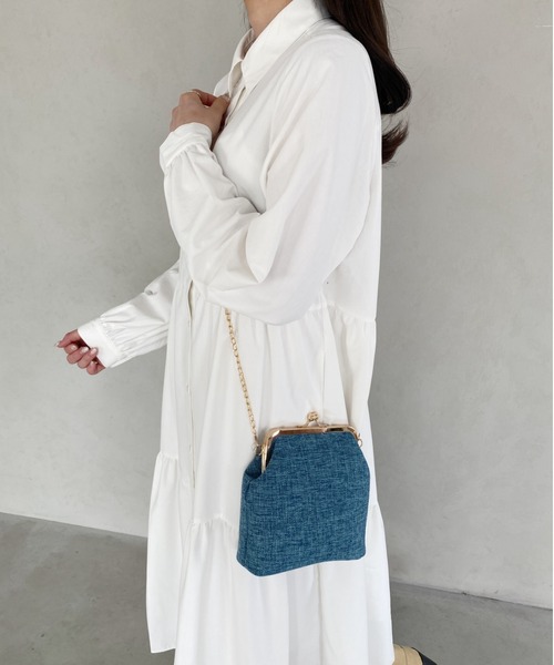 thank U more(サンキューモア)の「【Felicitations】結婚式 がま口 パーティバッグ(クラッチバッグ・レディース・ホワイト/ブルー/ブラック/ピンクベージュ・FREE)」の8枚目の写真