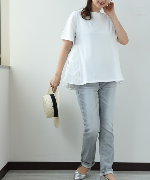 INTERPLANET（インタープラネット）の「ミラノリブＢＡＣＫフリル異素材プルオーバー（Tシャツ/カットソー・レディース・ブラック/オフホワイト/グレイッシュベージュ・FREE）」の21枚目の写真