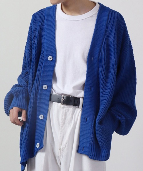 FUNALIVE（ファンアライブ）の「ワッフル編み ビッグサイズVネックニットカーディガン（カーディガン/ボレロ・メンズ・スミクロ/ロイヤルブルー/グレイッシュベージュ/ブラック/オフホワイト/グリーン/ケリーグリーン/マスタード/グレイッシュブルー・M/L）」の7枚目の写真