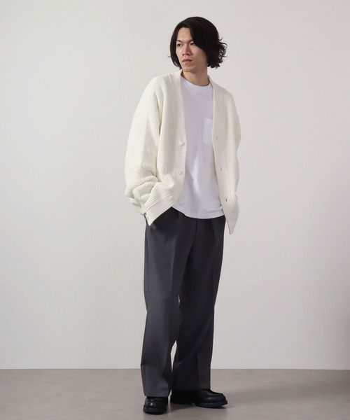 FUNALIVE（ファンアライブ）の「ワッフル編み ビッグサイズVネックニットカーディガン（カーディガン/ボレロ・メンズ・スミクロ/ロイヤルブルー/グレイッシュベージュ/ブラック/オフホワイト/グリーン/ケリーグリーン/マスタード/グレイッシュブルー・M/L）」の14枚目の写真