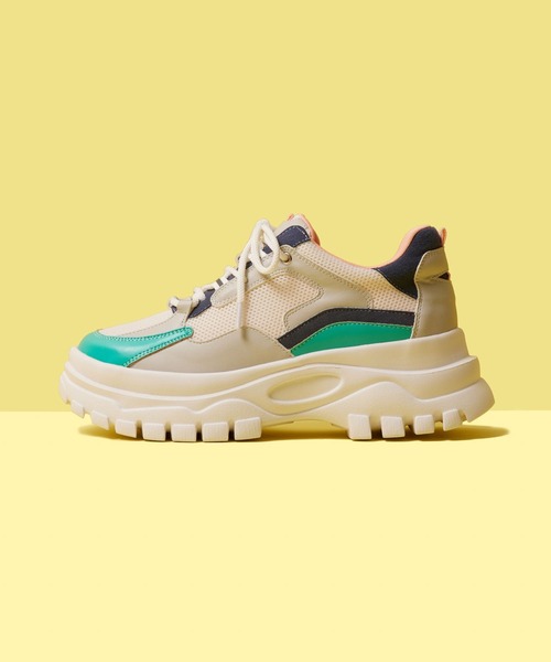 FOREVER 21(フォーエバー トゥエンティーワン)の「厚底配色スニーカー(スニーカー・レディース・パープル/グリーン系その他/ホワイト/ブラック・MEDIUM/LARGE/SMALL)」の4枚目の写真