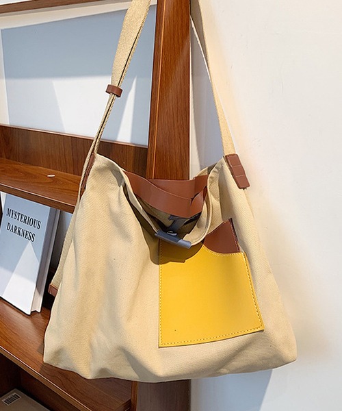 meJane（ミージェーン）の「オープンポケットキャンバストートバック（トートバッグ・レディース・カーキ/オフホワイト/ブラック/ライトベージュ・FREE）」の4枚目の写真