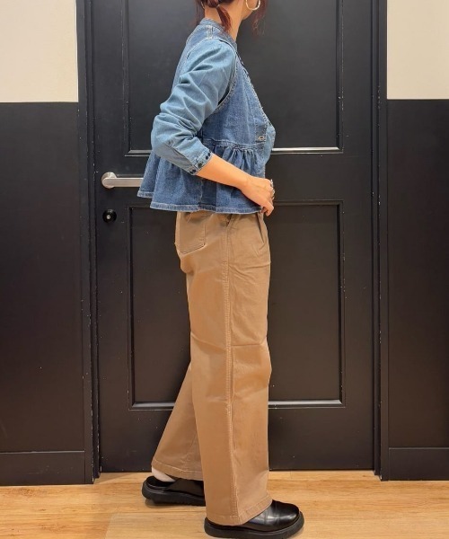 SOMETHING(サムシング)の「SOMETHING(サムシング)【レディース】チノタックトラウザー(その他パンツ・レディース・ベージュ・S/M/XS)」の18枚目の写真