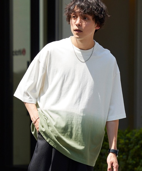 MONO-MART(モノマート)の「オーバーサイズ グラデーションオーバーダイS/Sカットソー(Tシャツ/カットソー・メンズ・グレー系/グリーン系/ベージュ系/ブラック系/ブルー系・M/L)」の19枚目の写真