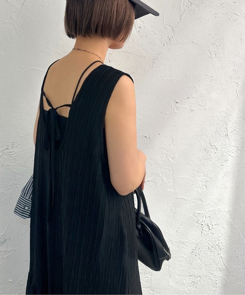 apres jour mignon(アプレジュールミニョン)の「プリーツ加工ワンピース【ZOZOTOWN限定アイテム】(ワンピース・レディース・ブラック/オレンジ系その他・フリー/X-LARGE)」の6枚目の写真