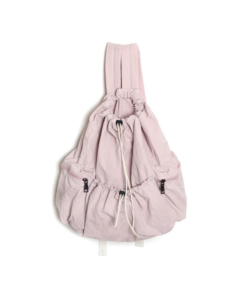 MAISON mou（メゾンムー）の「【recomend selection/セレクト】ドローストリングバックパック 巾着風リュック（バックパック/リュック・レディース・ブラック/ベージュ/グレー系その他2/カーキ/ライトピンク・FREE）」の5枚目の写真
