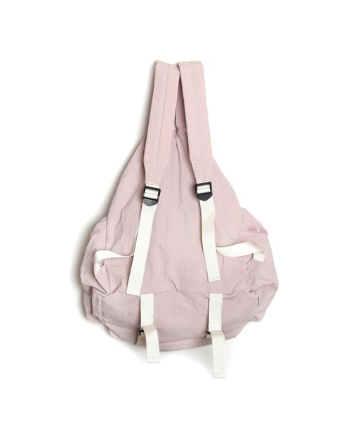 MAISON mou（メゾンムー）の「【recomend selection/セレクト】ドローストリングバックパック 巾着風リュック（バックパック/リュック・レディース・ブラック/ベージュ/グレー系その他2/カーキ/ライトピンク・FREE）」の11枚目の写真