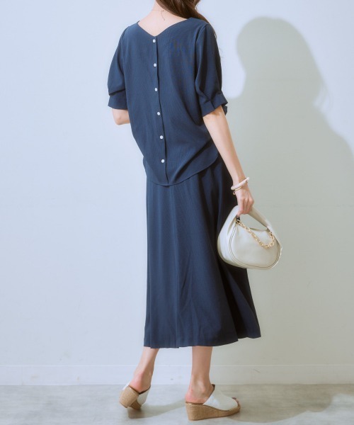 7days Life Styling(セブンデイズライフスタイリング)の「【吸汗速乾】ロングフレアスカート(ストレッチコードレーンシリーズ)(スーツスカート・レディース・ネイビー×ホワイト/ネイビー系/ネイビー系1/ネイビー・S/M/LL/3L/L/4L/8L/5L/6L)」の18枚目の写真